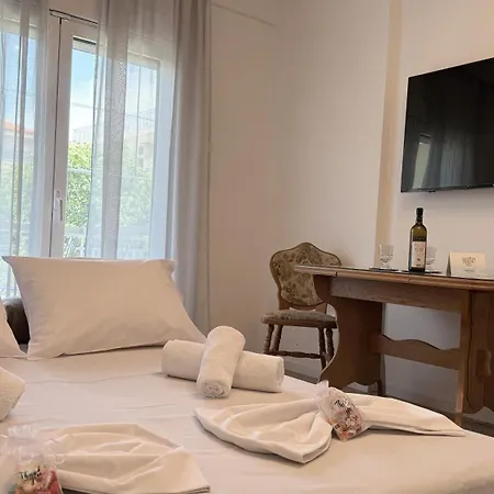 Apartment Coco By Xenius Zeus Flogita